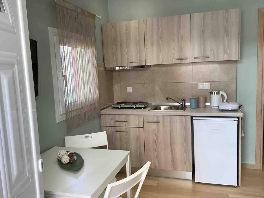 Ng Luxury Apartments At Nea Kallikrateia No 1 Екстериор снимка