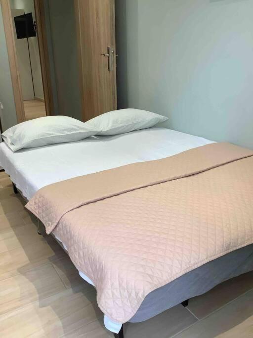 Ng Luxury Apartments At Nea Kallikrateia No 1 Екстериор снимка